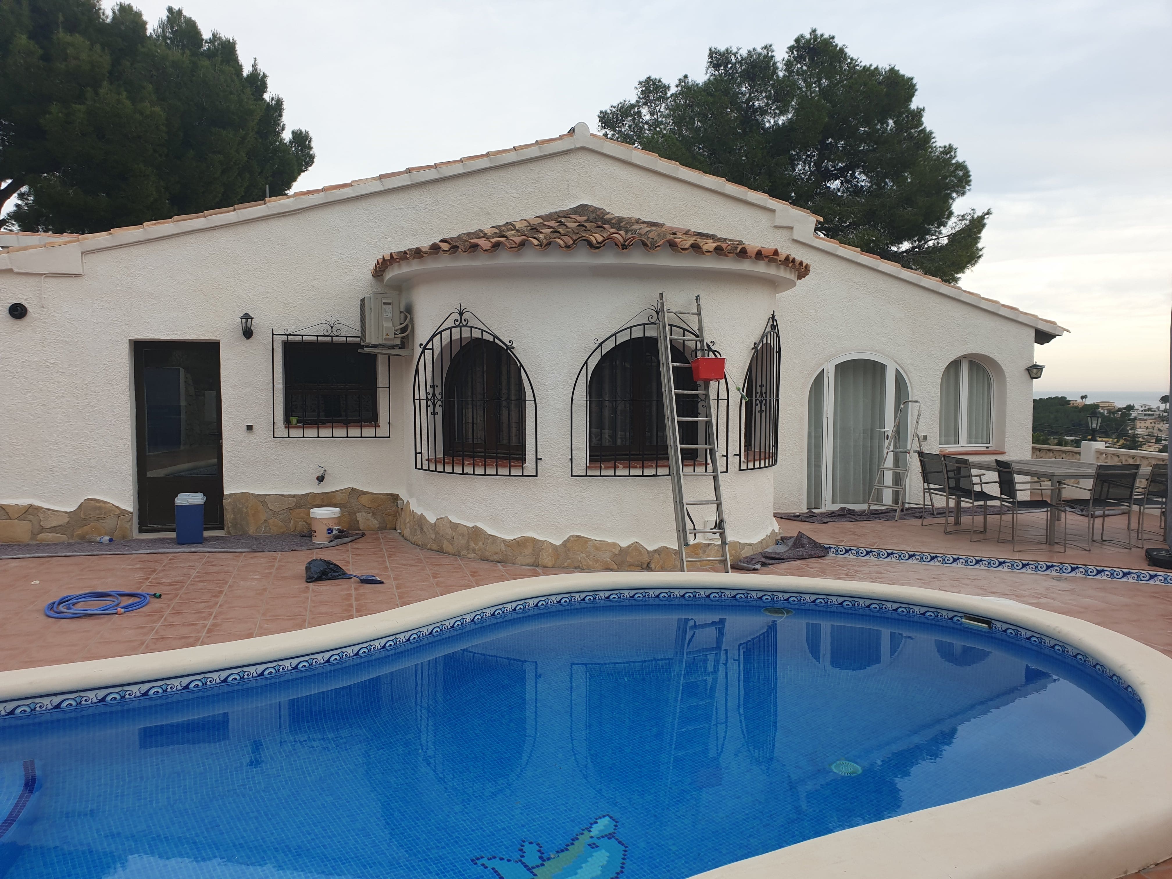 Exterior Paints in Cumbres del Sol